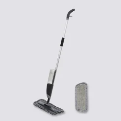Balai avec réservoir et 2 recharges