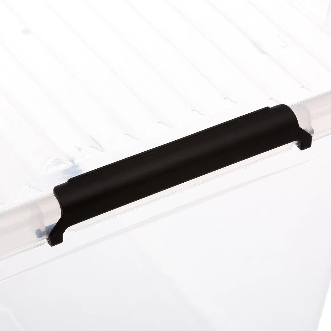 Boîte en plastique transparente 75L