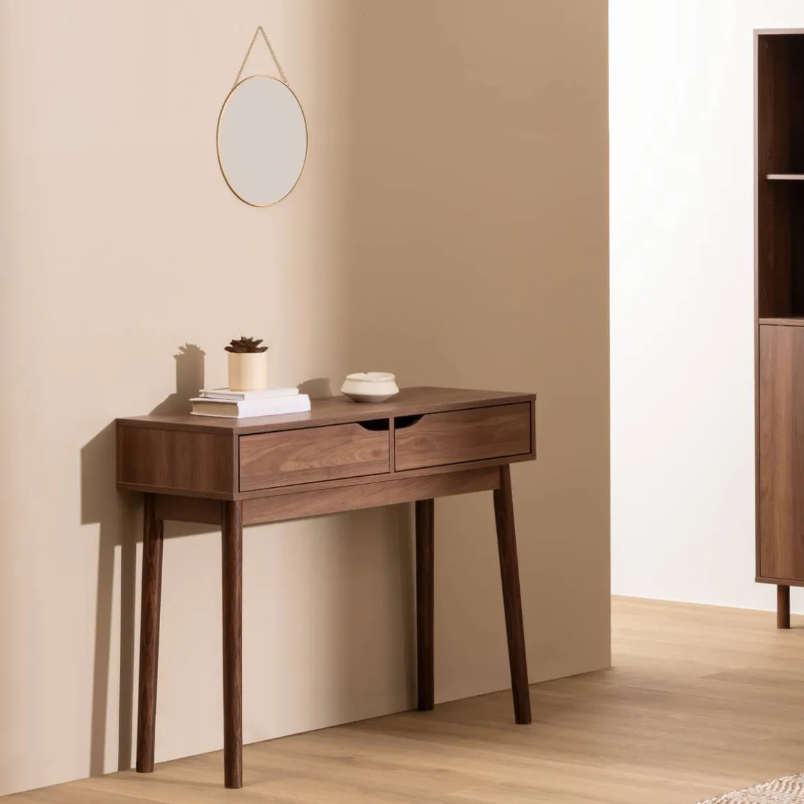 Console, Marron