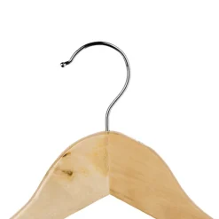 Lot de 8 cintres en bois