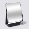 Miroir sur pied pivotant, Métal