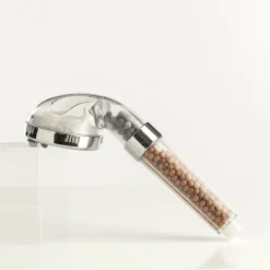 Pommeau de douche filtrant, transparent