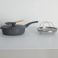 Sauteuse fonte d'aluminium gris, 28cm