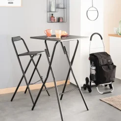 Table de bar et 2 chaises pliantes